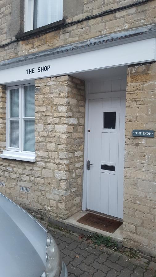 The Shop By Treetop Property Cirencester Rum bild
